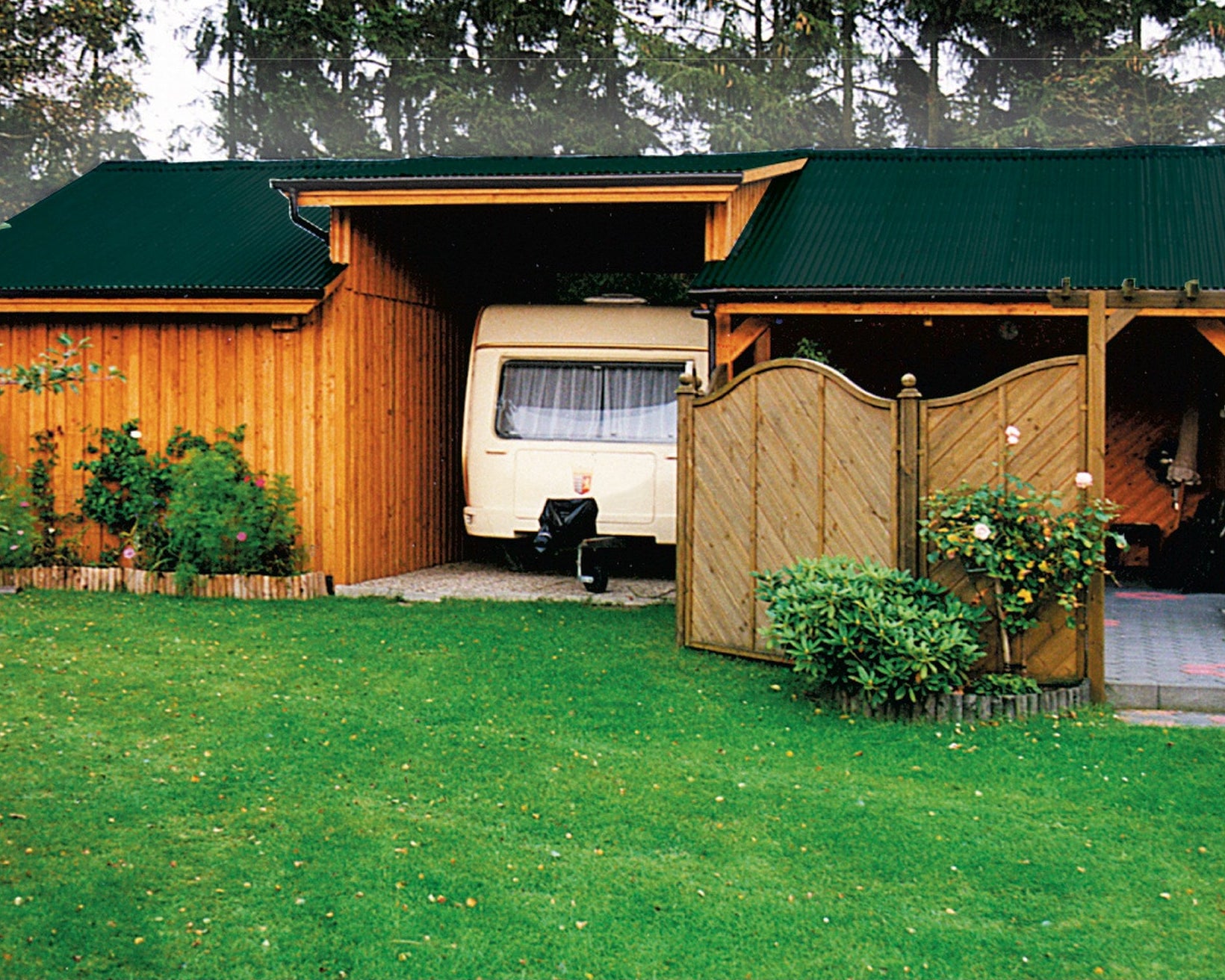 Polycarbonat TEJEPRO Wellplatten K76/18 Spundwand